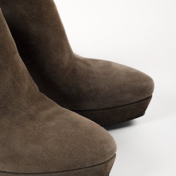 Gucci Green Patent Leather and Suede Booties - Picture 6 of 11